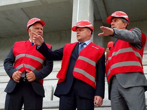 Premiér Fico si pozrel City Arenu, investor zvažuje aj prebudovanie západnej tribúny