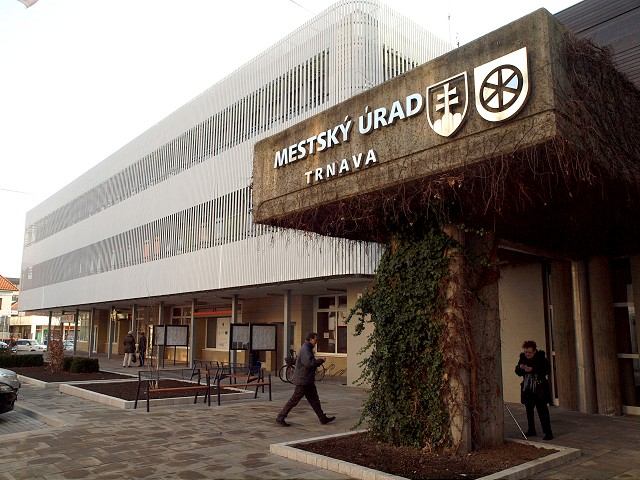 Kňaz sa stal mestským úradníkom bez súhlasu arcibiskupa