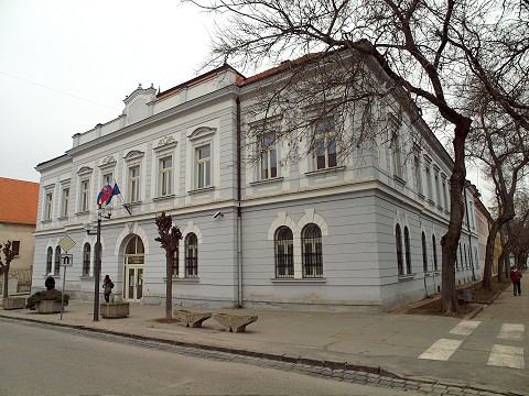 Štrajkujúci zamestnanci súdu v Trnave požiadali o podporu