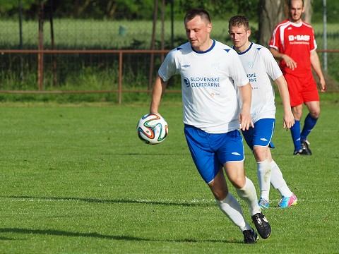 Futbal, OM: Drahovce vyučovali vo Veľkom Orvišti, posilnený Leopoldov zdolal Zavar