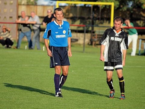 Hrnčiarovce zlepšujú podmienky pre futbal, osvetlili ihrisko