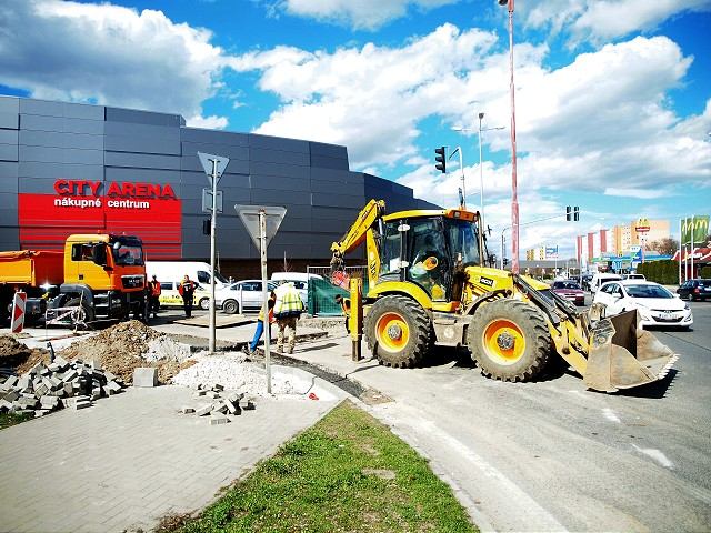 Pri City Arene sa vodiči zdržia, rekonštrukcia križovatky obmedzila premávku