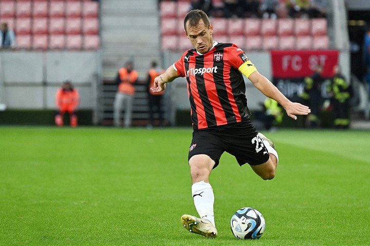 Martin Mikovič o umení, Emília Rigová o futbale? Fajront spojí šport a kultúru