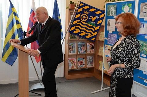 Pripomenuli si storočnicu budovy trnavskej knižnice