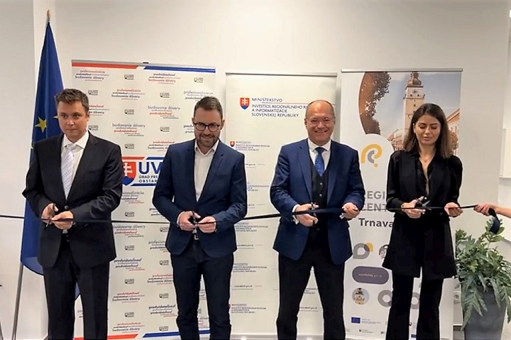 V Trnave otvorili Regionálne centrum, má pomôcť regiónu pri čerpaní eurofondov