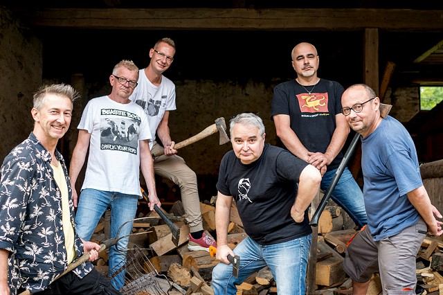 Legendárni Mňága a Žďorp predstavia nový album na koncerte v Trnave