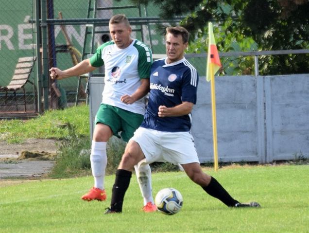 Futbal, 7. liga A: Modranka s ďalšou výhrou, Brestovany zastavili rozbehnuté Kátlovce