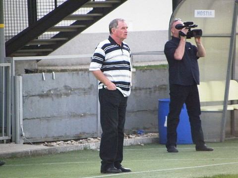 Futbal, 5. liga: Modranka na jar pokračuje vo víťaznom ťažení