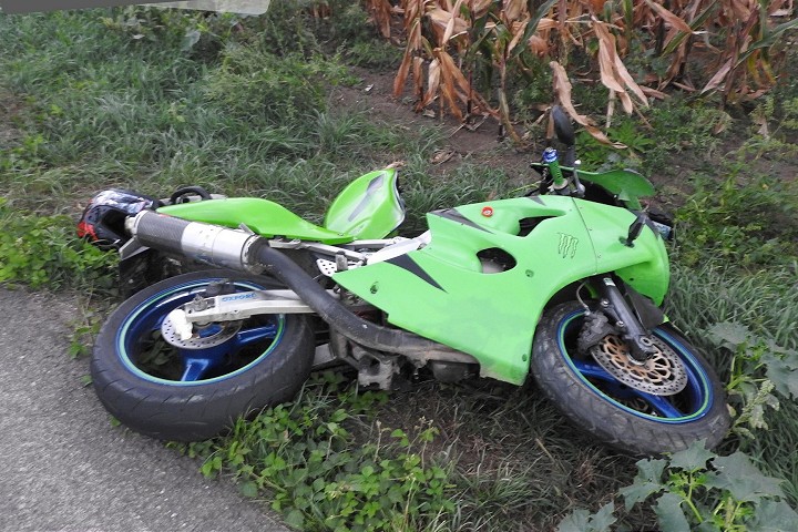Pri Hrnčiarovciach sa vážne zranil motorkár, nafúkal viac ako 2,2 promile