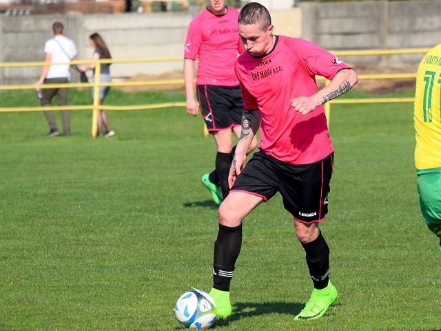 Futbal, 5. liga: Špačince bodovali naplno, Veľké Kostoľany porazili Horné Orešany