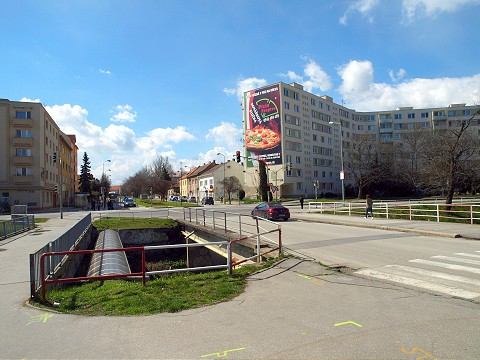 Trnava sa pripravuje na dopravné obmedzenia, chodci cez most na Radlinského prejdú