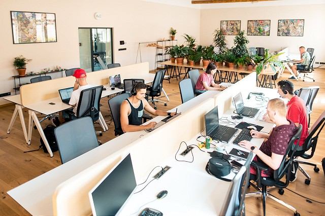 Najlepšie miesto na prácu? Vyskúšajte Nádvorie Coworking