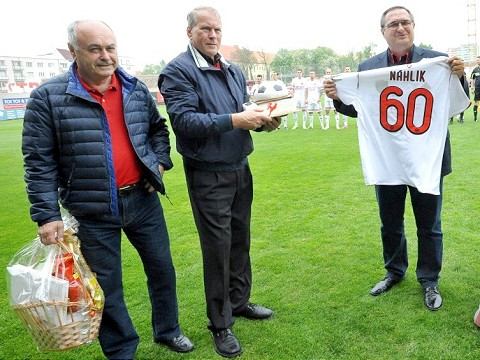 Fanúšikovia Spartaka protestovali, zatlieskali aj jubileu a gólu mesiaca