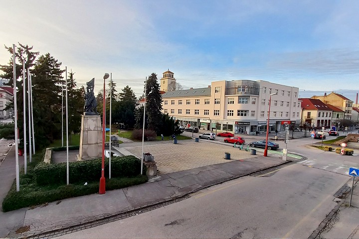 Vodiči pozor! Pre rekonštrukciu Námestia SNP budú v Trnave dopravné zmeny