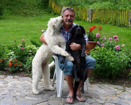 Chatár z Majdánu cestuje, aby sa mohol vracať na najkrajšie miesto
