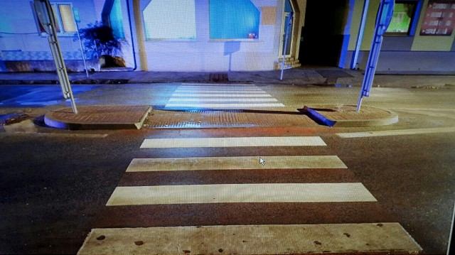 Tragická nehoda: Na Ulici Štefana Moyzesa zrazilo auto chodca, zraneniam podľahol