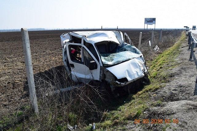 Vodičák nikdy nemal, napriek tomu šoféroval a bol opitý! Hazardér spôsobil vážnu nehodu
