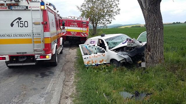 Vážna nehoda pri Vrbovom, zasahovať museli aj leteckí záchranári