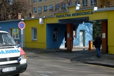Fakultnej nemocnici hrozí exekúcia! Nezaplatila za upratovanie