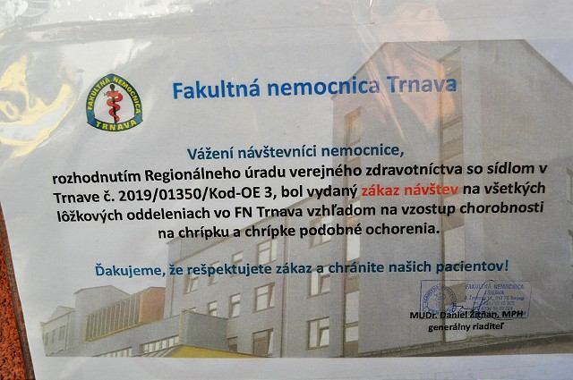 V nemocniciach zakázali návštevy pacientov, dôvodom je chrípka