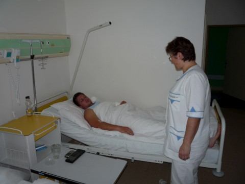Sestričky v šoku: Nemocnica nepotrebuje vzdelaných ľudí