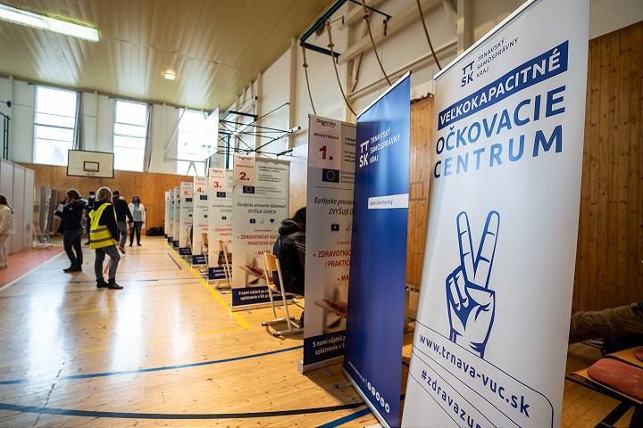 V Trnavskom kraji zaočkovali v sobotu viac ako 4400 ľudí