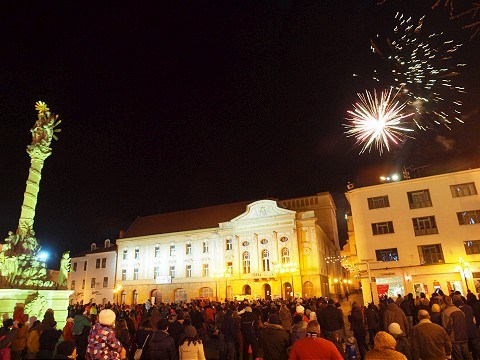 V Trnave budú na Silvestra dva veľké ohňostroje, iný program mesto neorganizuje