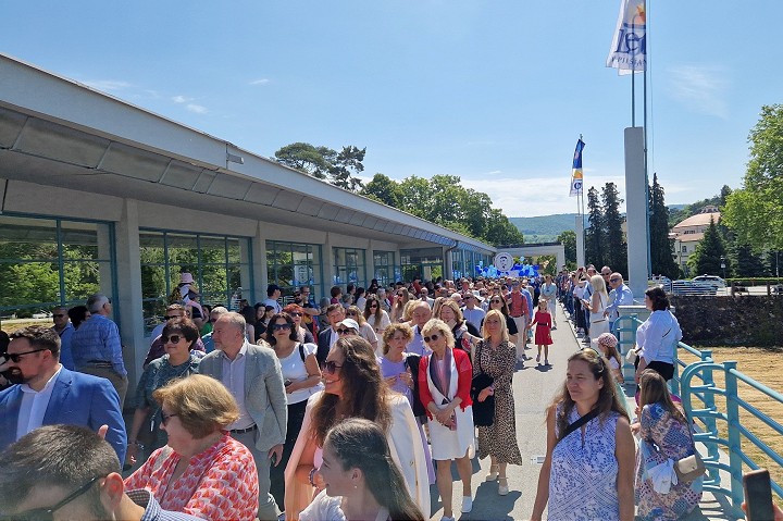 Kúpeľnú sezónu v Piešťanoch otvoria aj pri zatvorenom Kolonádovom pmoste
