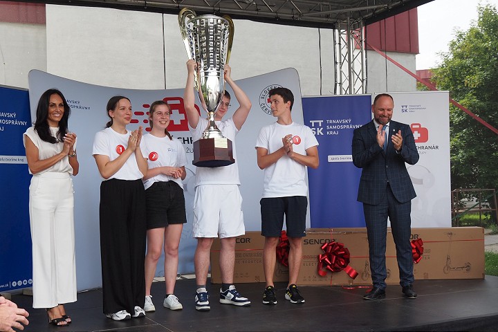 Študenti z Gymnázia Angely Merici sú najlepšími mladými záchranármi v kraji