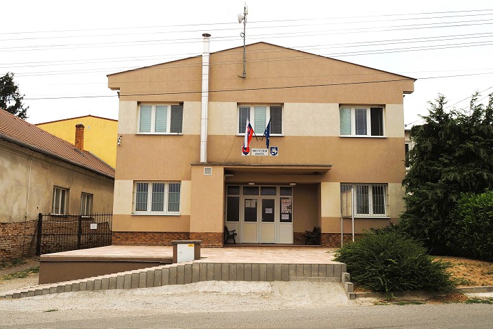 Novou starostkou Zvončína bude Zuzana Nebylová, voľby vyhrala jednoznačne