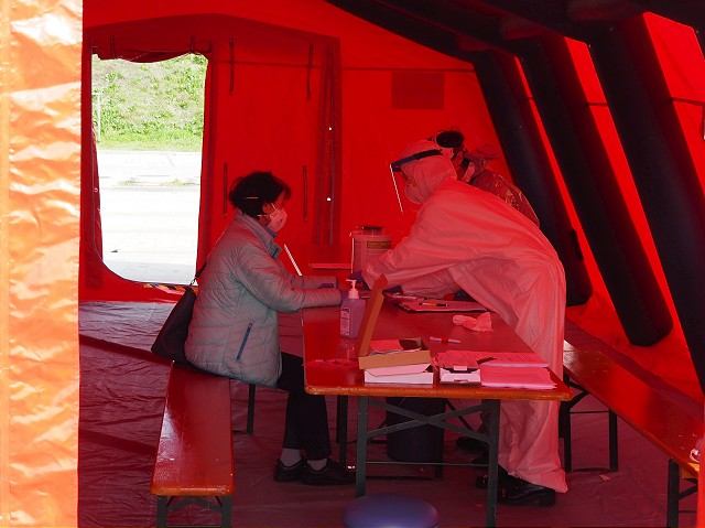 V okrese Trnava zistili Covid-19 aj u desaťročného chlapca