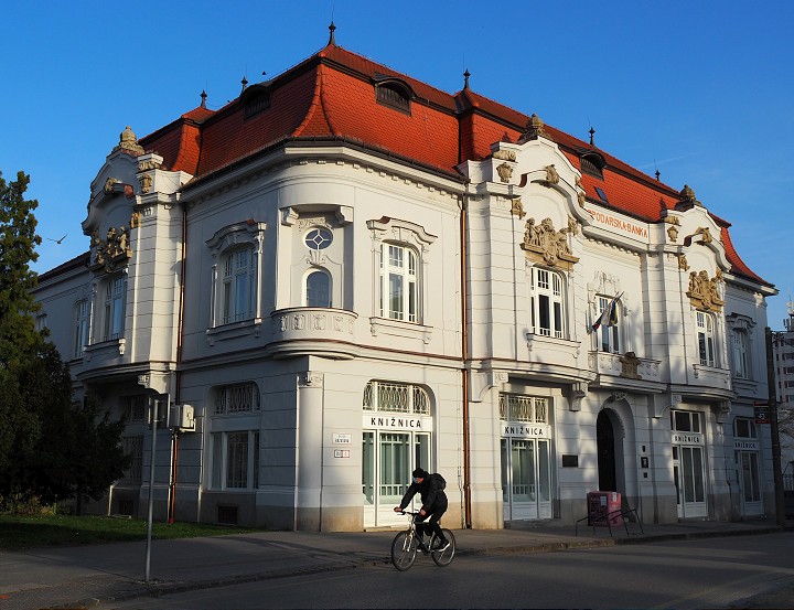 Knižnicu Juraja Fándlyho v Trnave od pondelka zatvorí covid automat