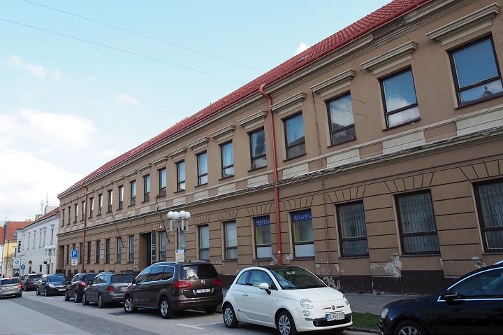 Trnava môže výmenou za pozemky získať budovu v susedstve radnice