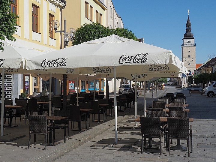 Trnava určila pravidlá pre vonkajšie terasy aj na zimné obdobie