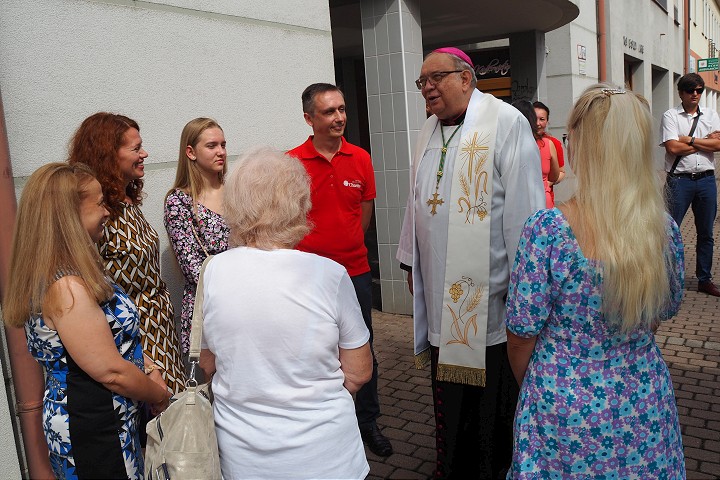 Charita otvorila v Trnave Centrum podpory, bude pomáhať Ukrajincom