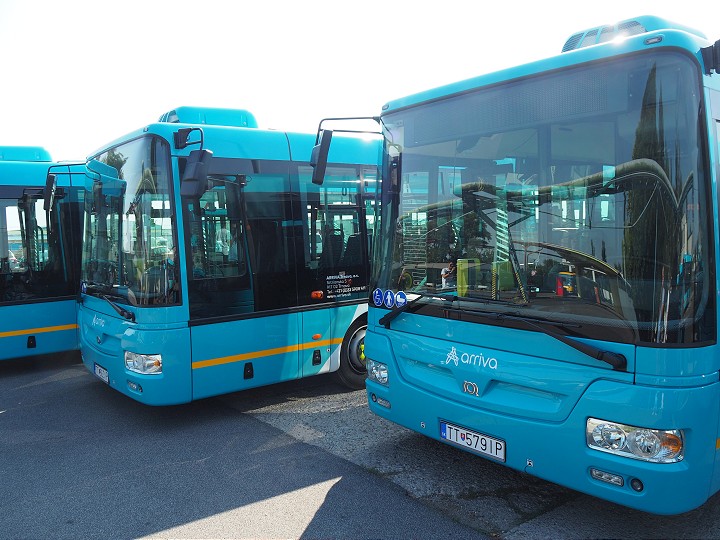 Prečo nemajú najnovšie autobusy mestskej dopravy v Trnave klimatizáciu?
