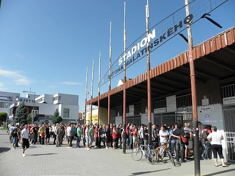 Futbalové šialenstvo, lístky na Levski idú na dračku