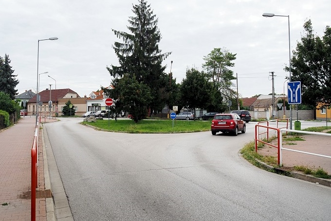 Výstavba kruhovej križovatky Coburgova - Bratislavská v Trnave sa odkladá