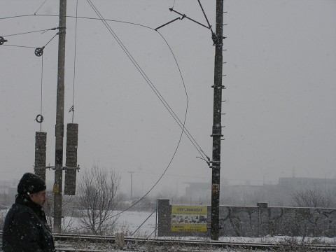 Zápchy v Trnave: Tatrovka strhla zo stožiara trakčné vedenie