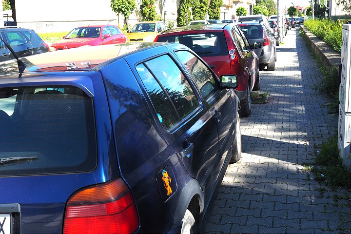 Rezidentské zóny v Trnave zlúčia, pri rodinných domoch sa za parkovanie platiť nebude