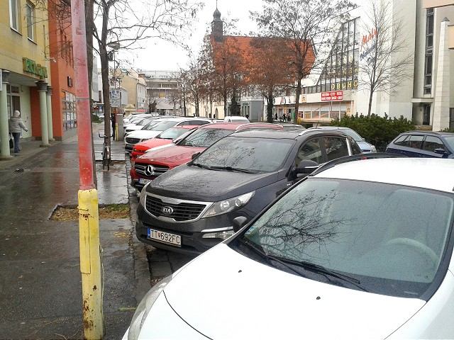 Mesto zarobilo na parkovnom výrazne viac ako pred rokom