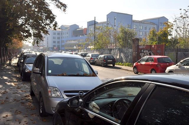 Pri nemocnici vznikne takmer sto parkovacích miest, mesto hľadá dodávateľa prác