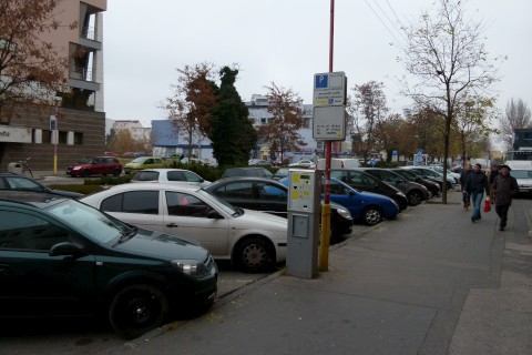 Platené parkovanie v Trnave prinieslo do rozpočtu 700 tisíc eur