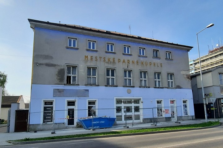 Na Parné kúpele by sa podľa Progresívneho Slovenska mal pozrieť minister Drucker