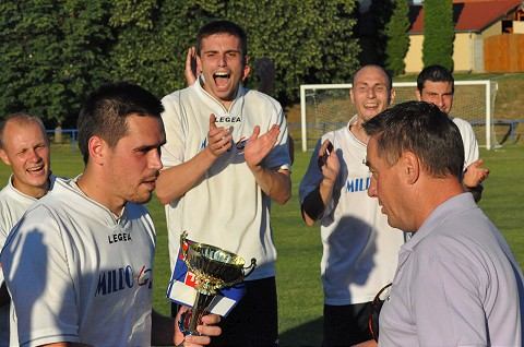 Futbal, III. trieda A: Dolné Orešany získali druhé miesto