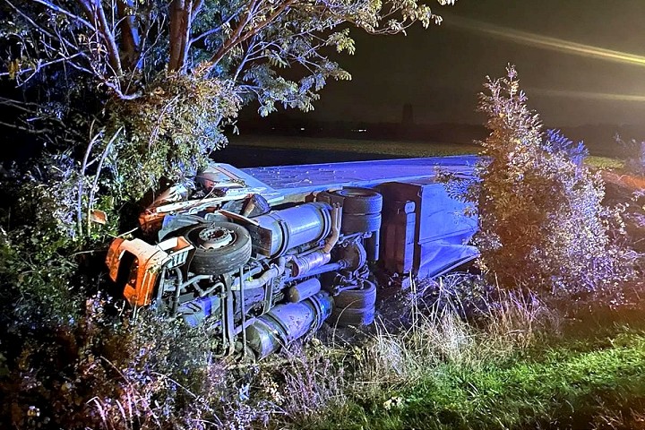 Po tragickej nehode na diaľnici sa v smere do Bratislavy stále tvoria kolóny