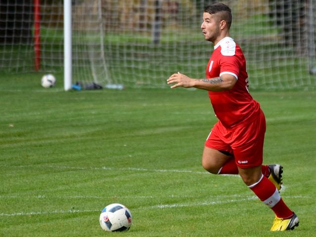 Futbal, 7. liga B: Pečeňady vyhrali v Trakoviciach, Dubovany nedali šancu Ratnovciam