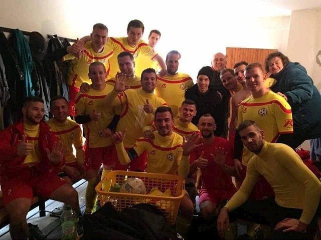 Futbal, 7. liga B: Pečeňady vysoko vyhrali v Moravanoch, Chtelnica vyprášila Ratnovce