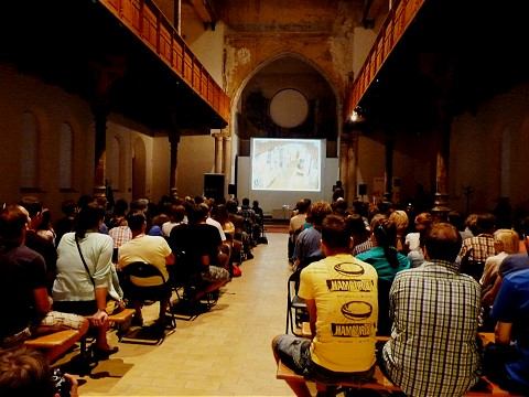 Piata PechaKucha: Špička grafického dizajnu vystúpila v synagóge