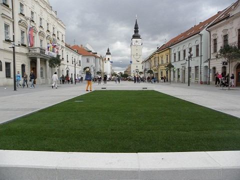 Pred radnicou bude bronzový model historického centra